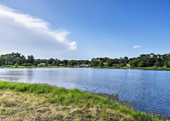 Altamonte Springs Home With Canoe On Lake Marion