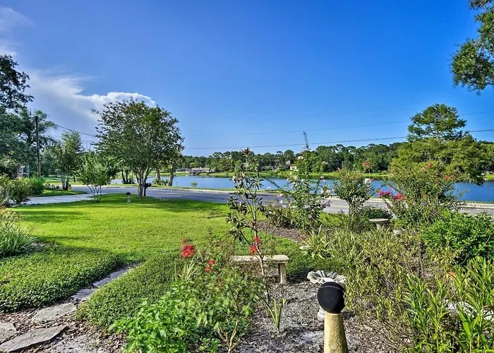 Altamonte Springs Home With Canoe On Lake Marion